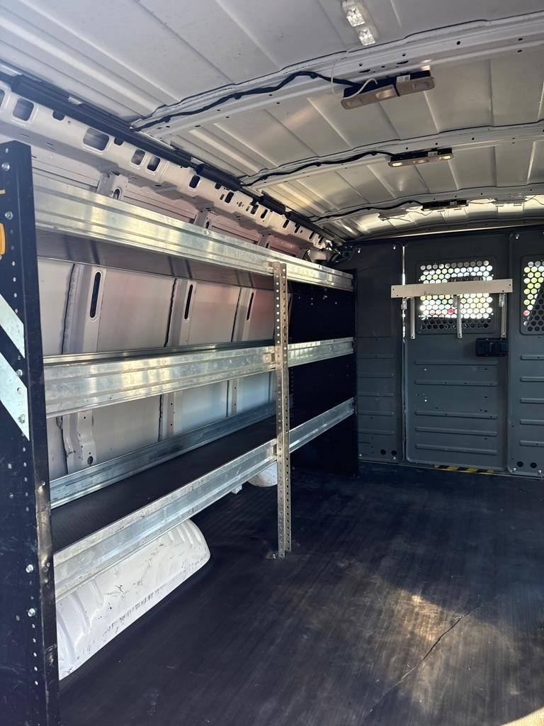 Chevrolet Express Cargo Van RWD 2500 135" 2020