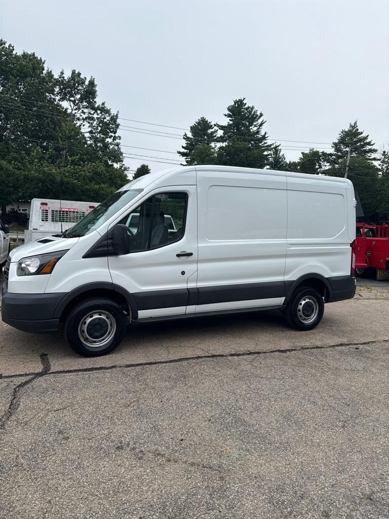 Ford Transit Cargo Van T-250 130" Med Rf 9000 GVWR Sliding RH Dr 2016