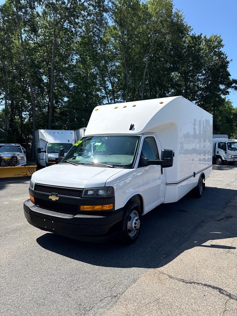 Chevrolet Express Commercial Cutaway 3500 Van 177" 2022