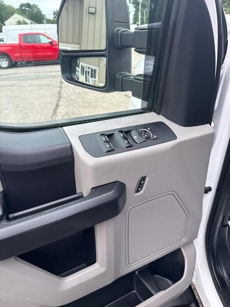 Ford Super Duty F-250 SRW Lariat 4WD SuperCab 8' Box 2019