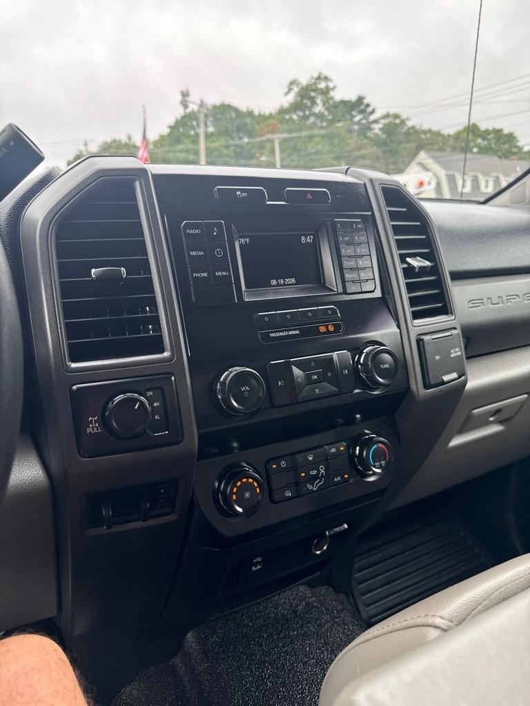Ford Super Duty F-250 SRW Lariat 4WD SuperCab 8' Box 2019