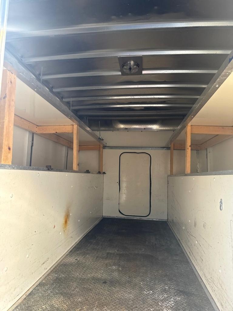 GMC Savana Commercial Cutaway 3500 Van 139" 2020
