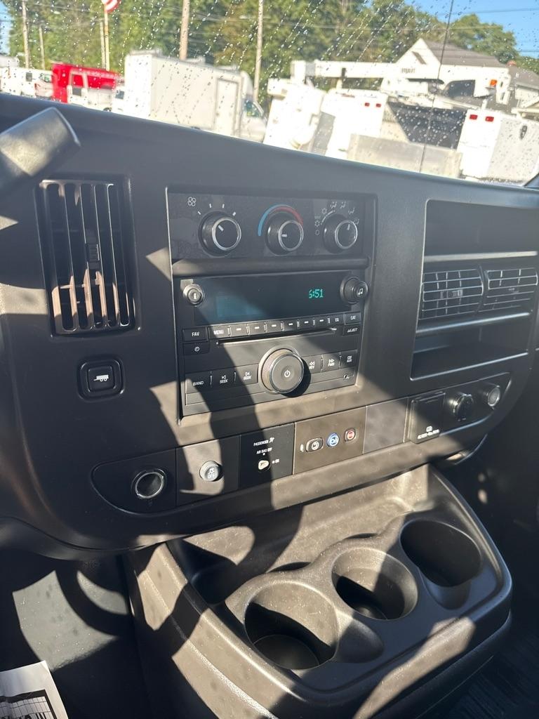 GMC Savana Commercial Cutaway 3500 Van 139" 2020