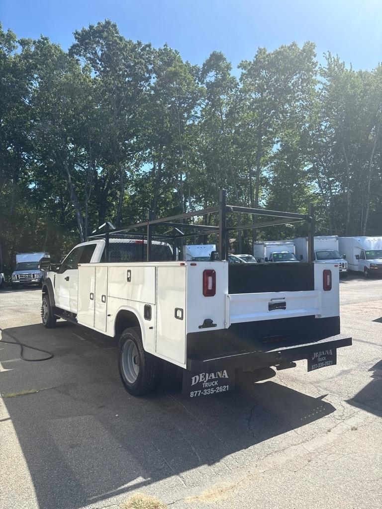 Ford Super Duty F-550 DRW XLT 4WD Crew Cab 179" WB 60" CA 2019