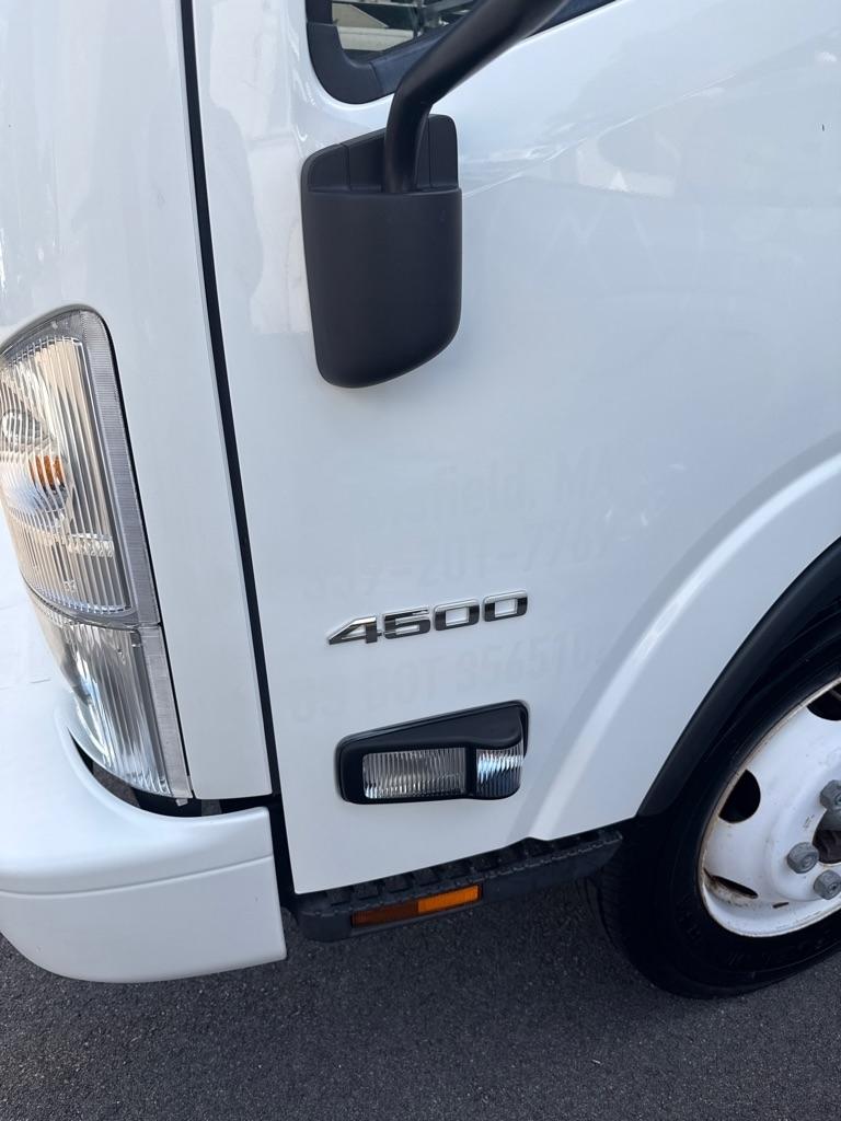 Chevrolet 4500 LCF Gas 2WD Reg Cab 150" 2022