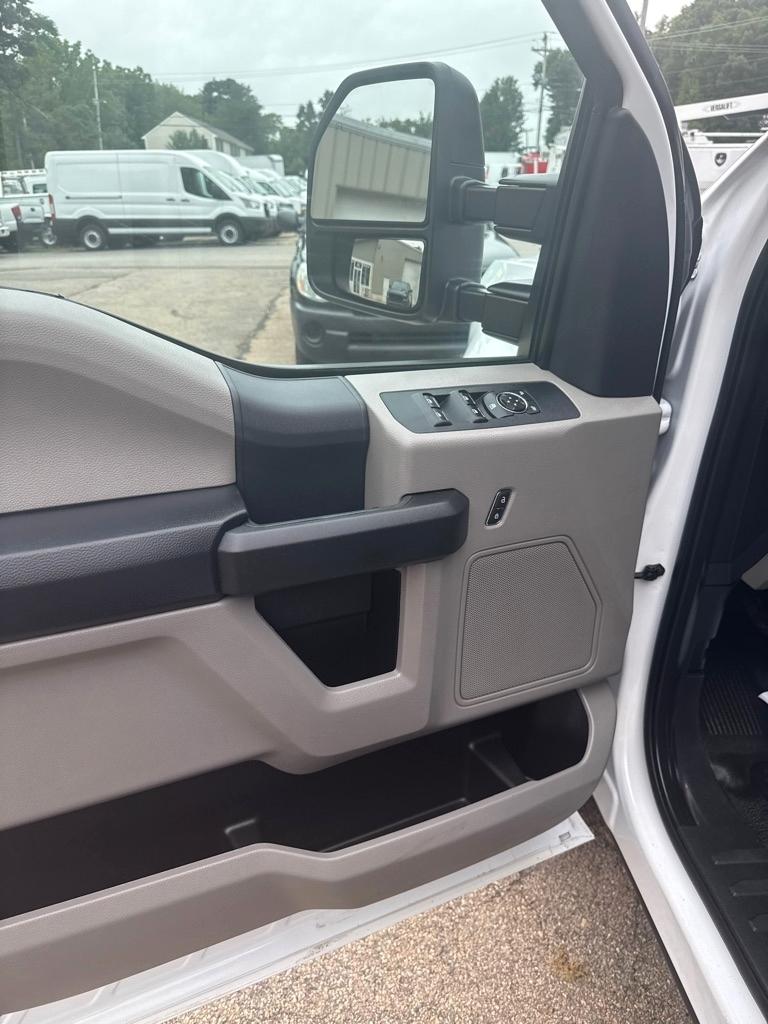 Ford Super Duty F-250 SRW King Ranch 4WD Crew Cab 8' Box 2022