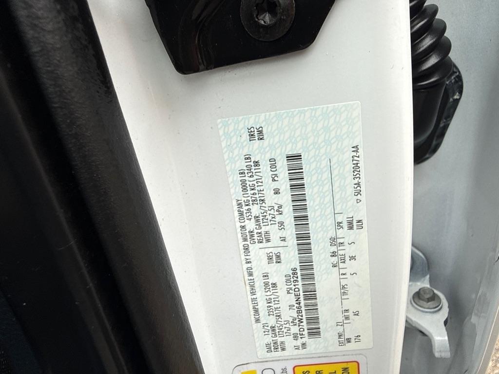 Ford Super Duty F-250 SRW King Ranch 4WD Crew Cab 8' Box 2022