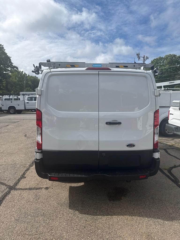 Ford Transit Van T-250 130" Low Rf 9000 GVWR Swing-Out RH Dr 2019