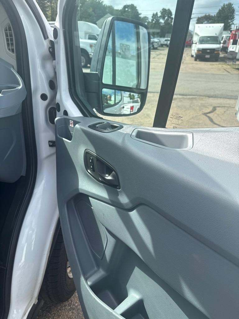 Ford Transit Van T-250 130" Low Rf 9000 GVWR Swing-Out RH Dr 2019
