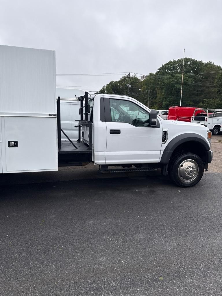 Ford Super Duty F-550 DRW XLT 4WD Reg Cab 145" WB 60" CA 2020