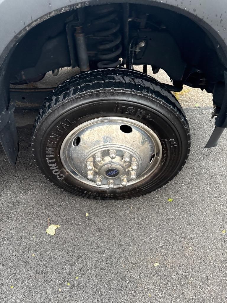 Ford Super Duty F-550 DRW XLT 4WD Reg Cab 145" WB 60" CA 2020