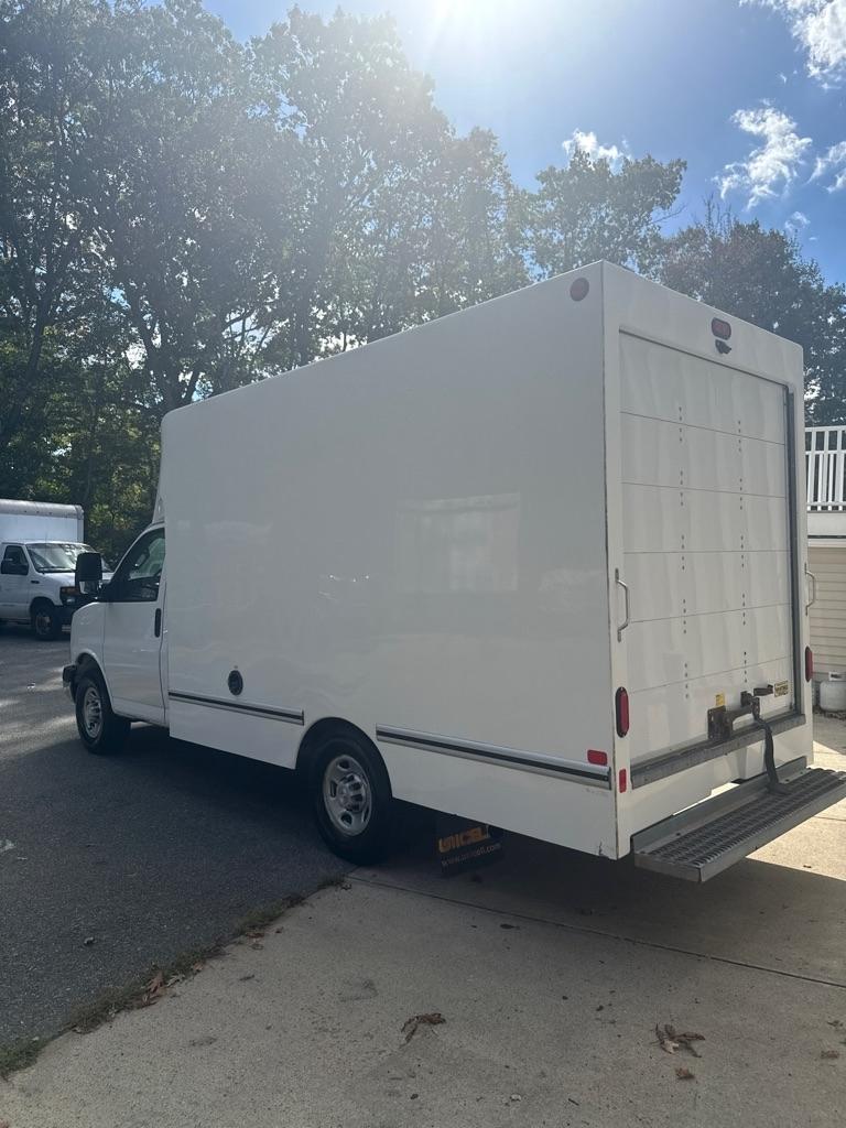 Chevrolet Express Commercial Cutaway 3500 Van 139" 2020