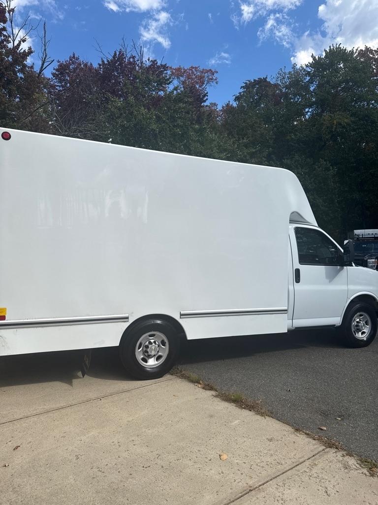 Chevrolet Express Commercial Cutaway 3500 Van 139" 2020