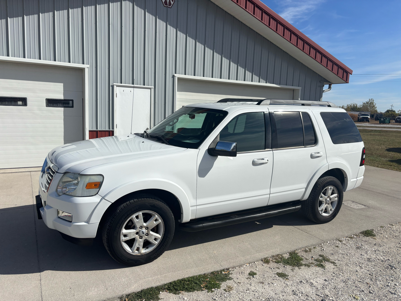 Ford Explorer XLT 4.0L 4WD 2010 Ford Explorer XLT 4.0L 4WD 2010