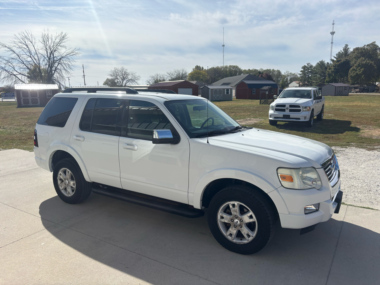 Ford Explorer XLT 4.0L 4WD 2010 Ford Explorer XLT 4.0L 4WD 2010