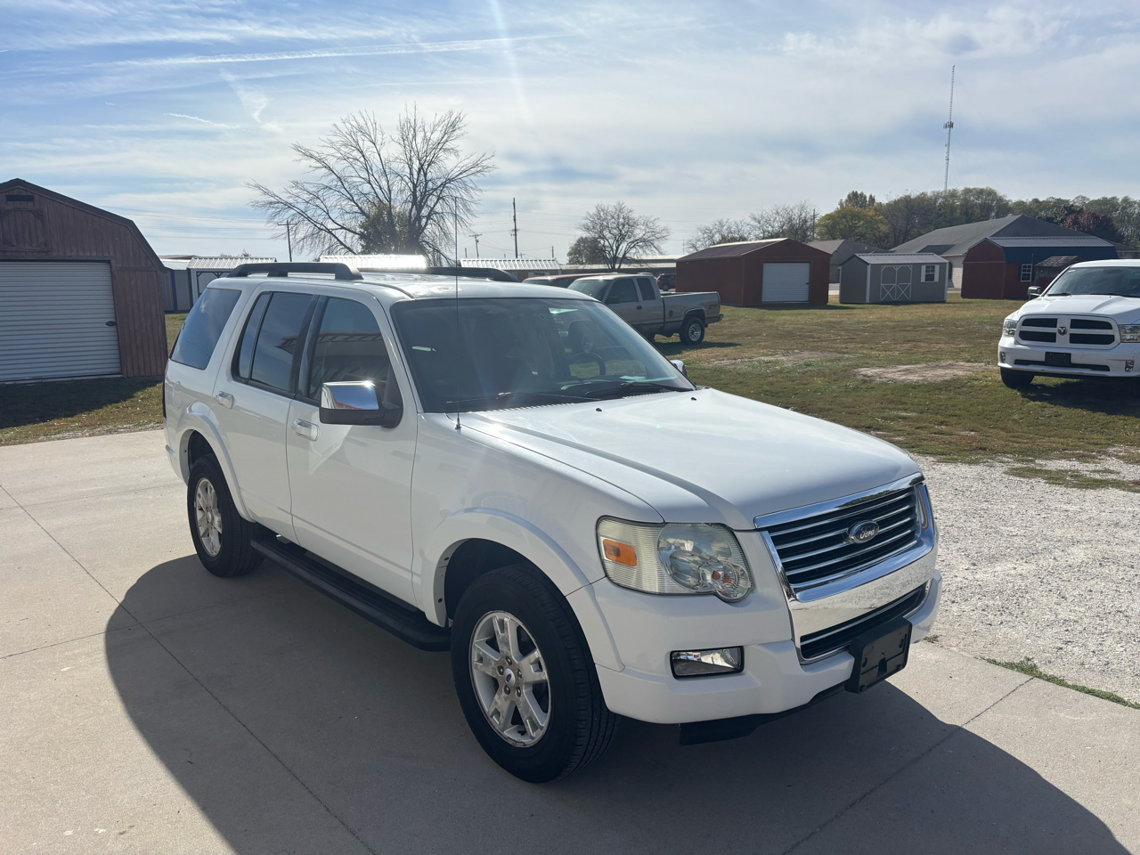 Ford Explorer XLT 4.0L 4WD 2010 Ford Explorer XLT 4.0L 4WD 2010