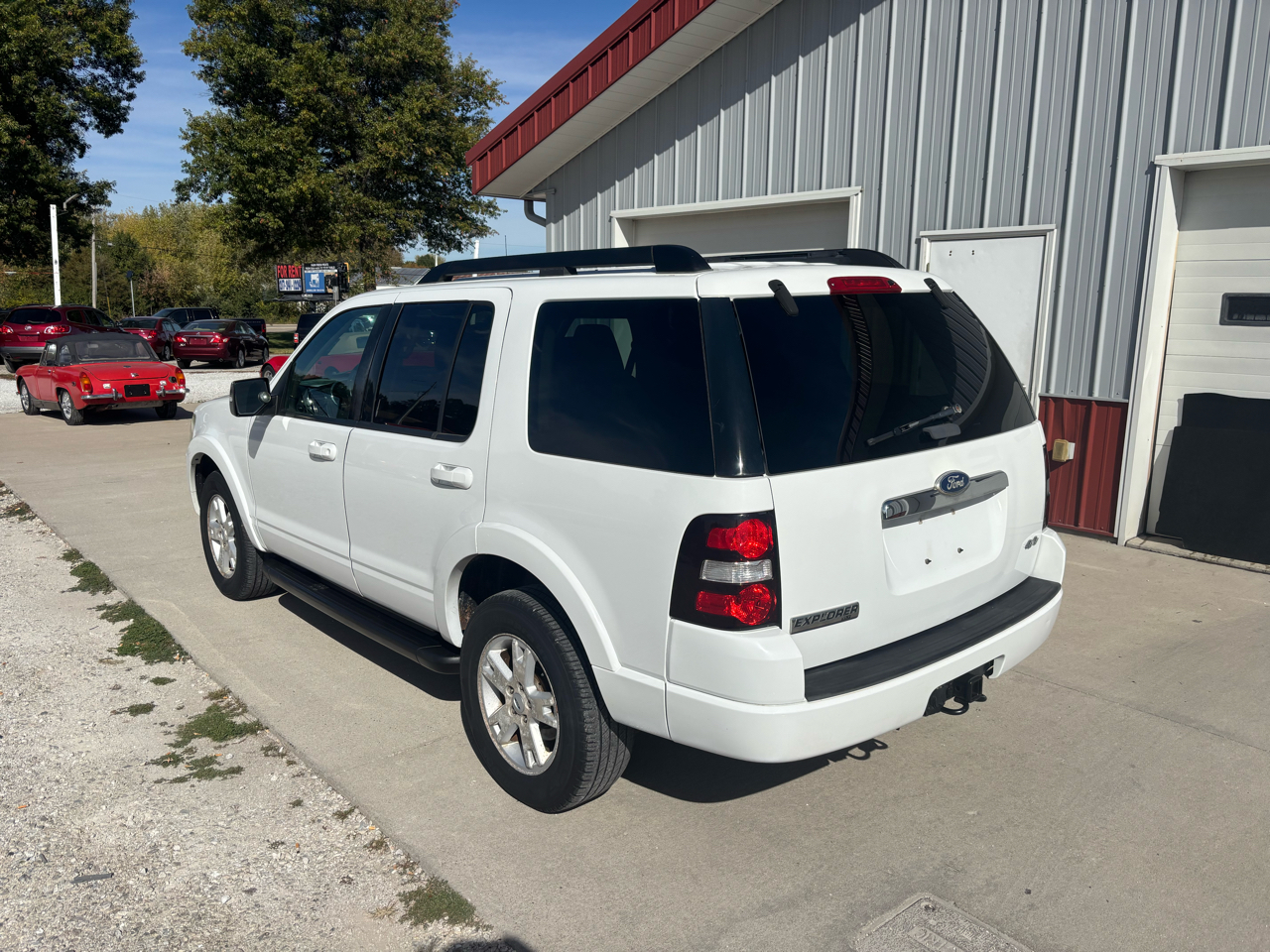 Ford Explorer XLT 4.0L 4WD 2010 Ford Explorer XLT 4.0L 4WD 2010
