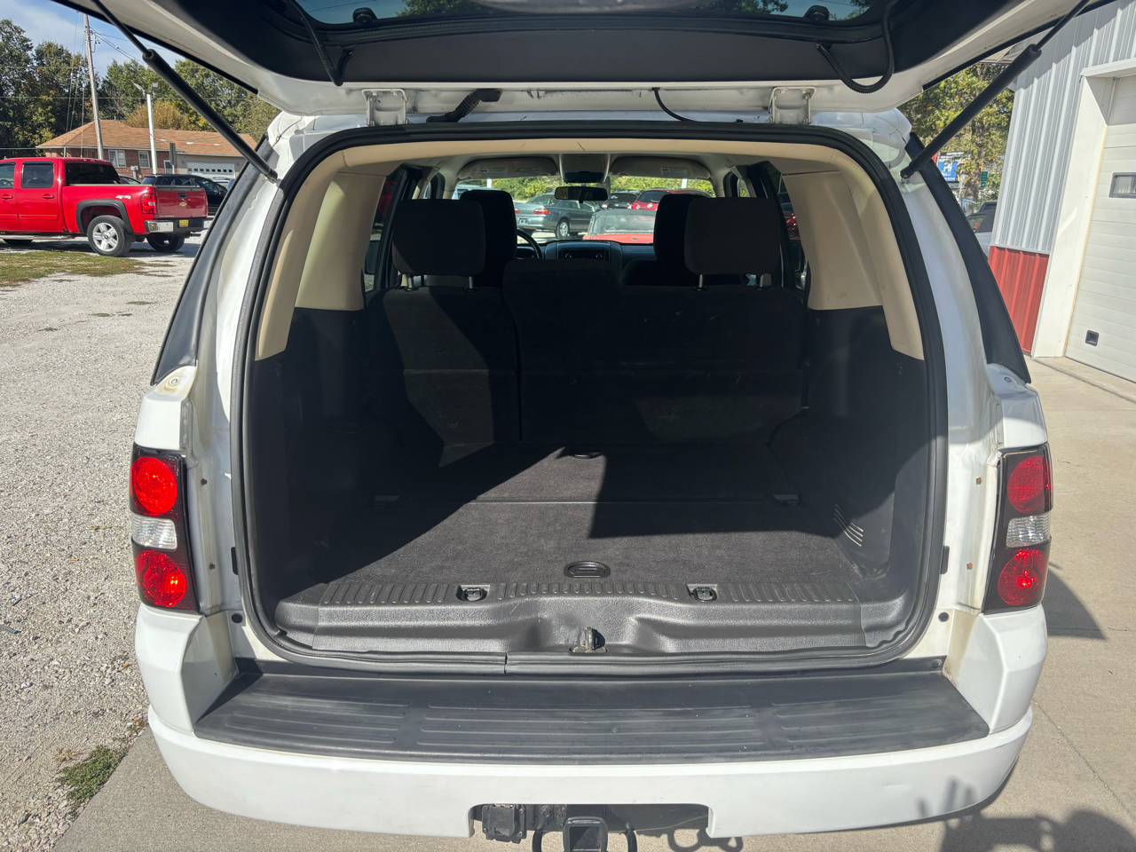 Ford Explorer XLT 4.0L 4WD 2010 Ford Explorer XLT 4.0L 4WD 2010