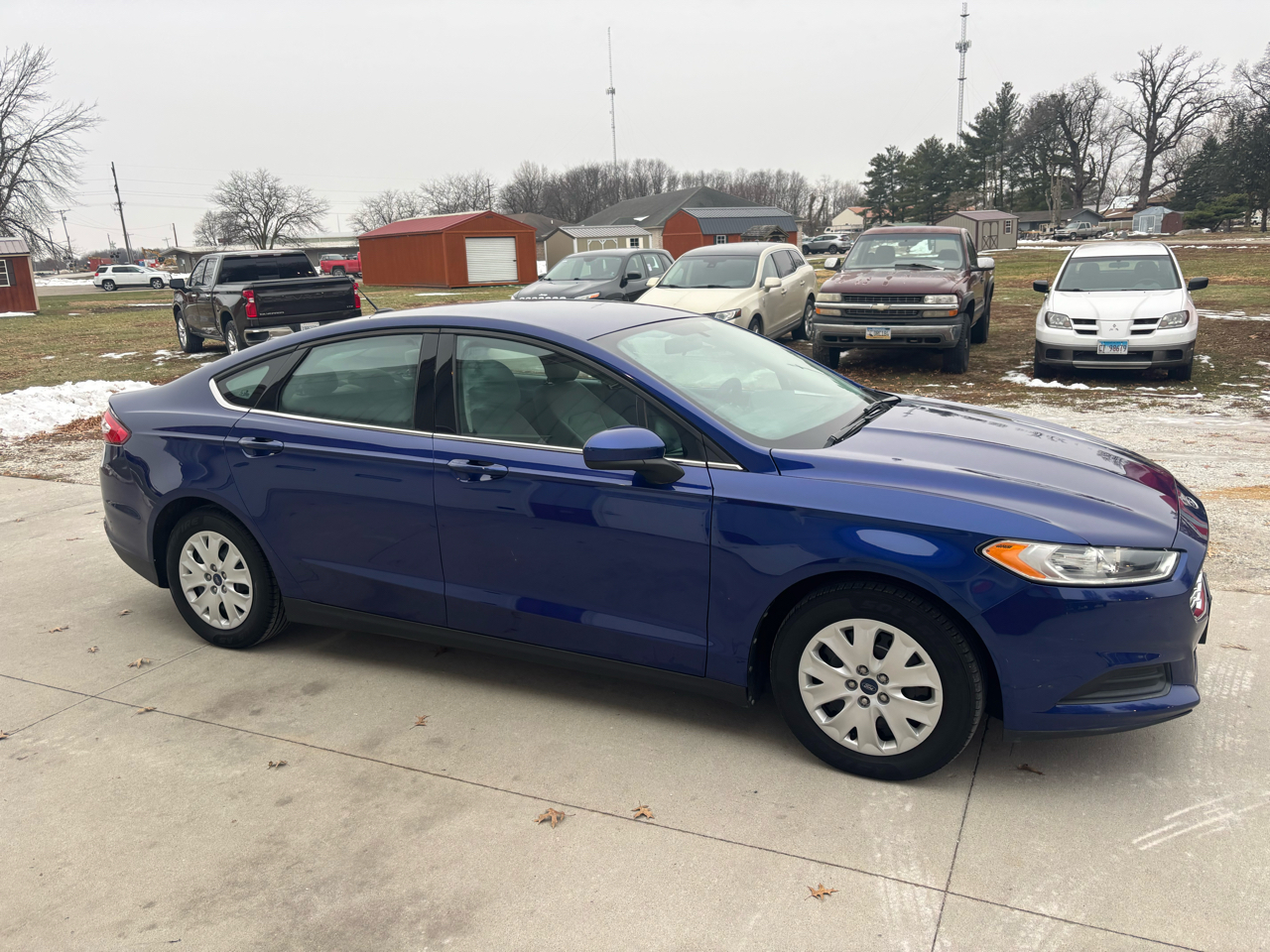 Ford Fusion S 2013