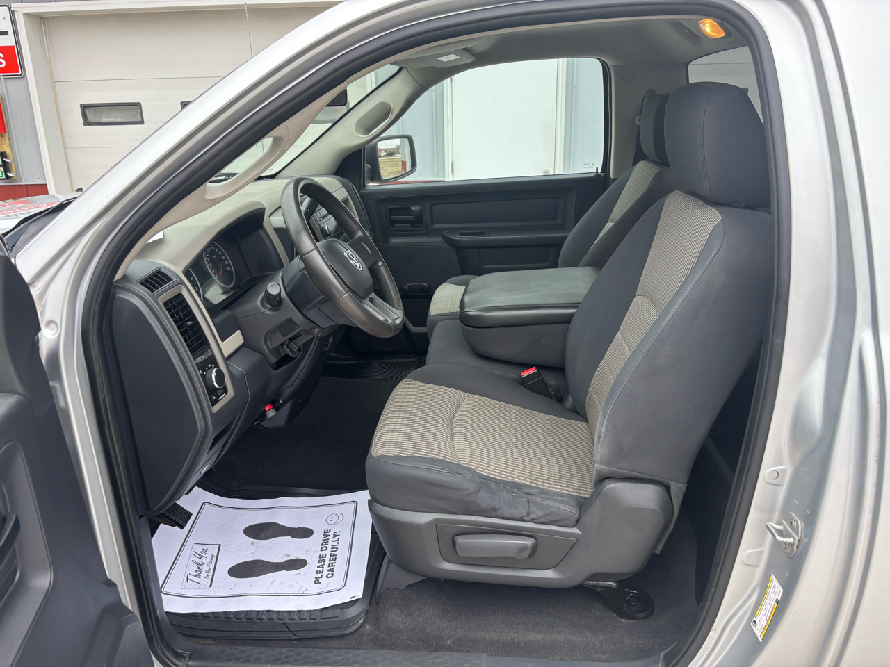 Dodge Ram 1500 ST LWB 4WD 2009