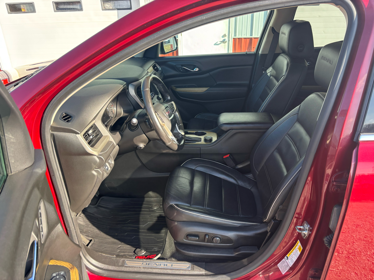 GMC Acadia Denali AWD 2017