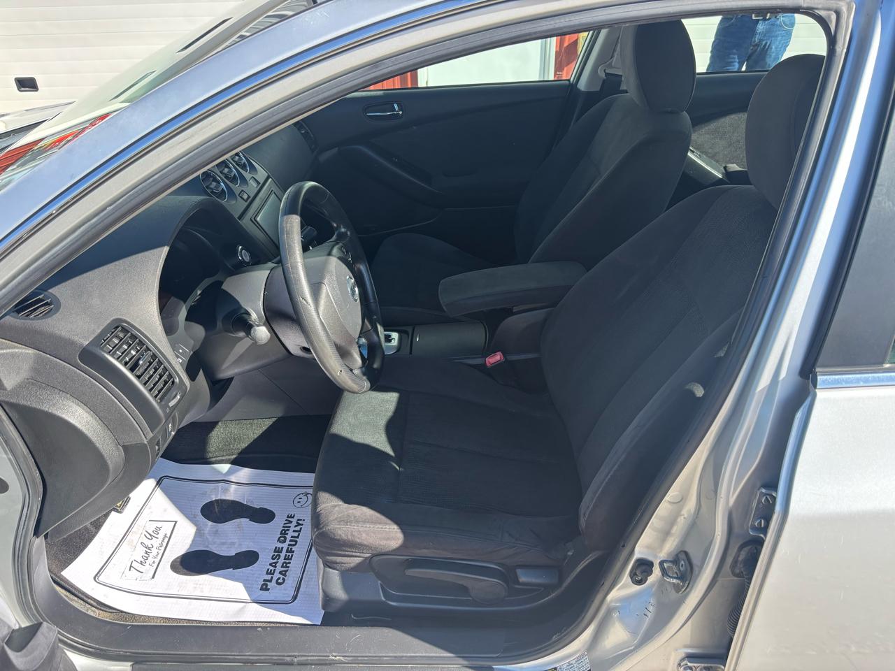 Nissan Altima 2.5 S 2011