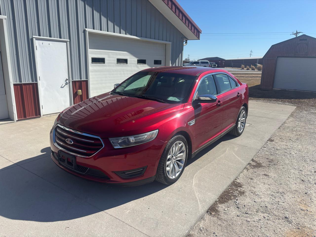Ford Taurus Limited FWD 2015