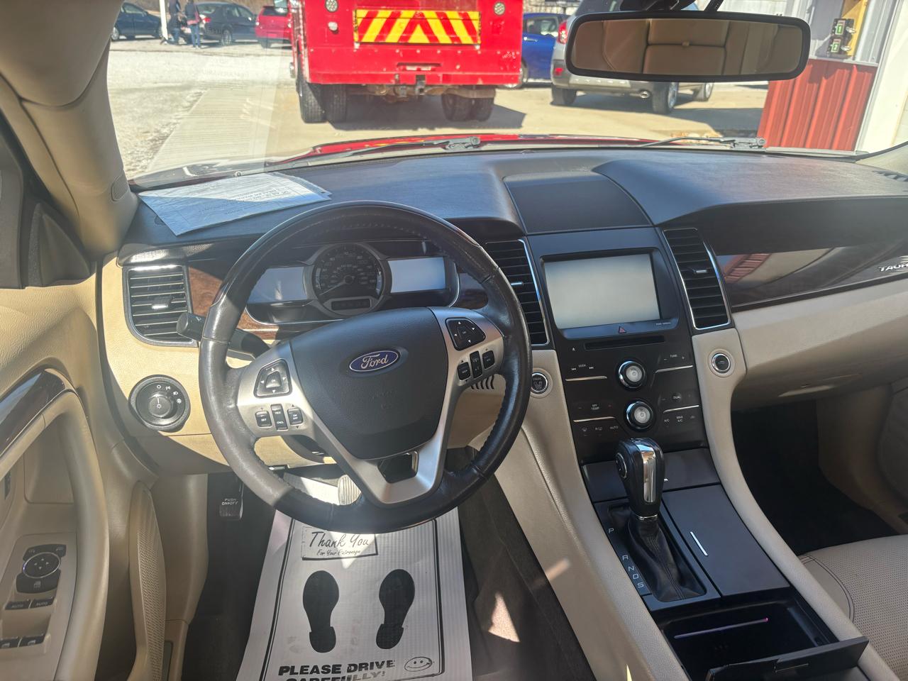 Ford Taurus Limited FWD 2015