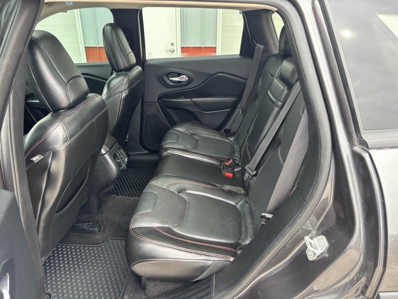 Jeep Cherokee Trailhawk 4WD 2015