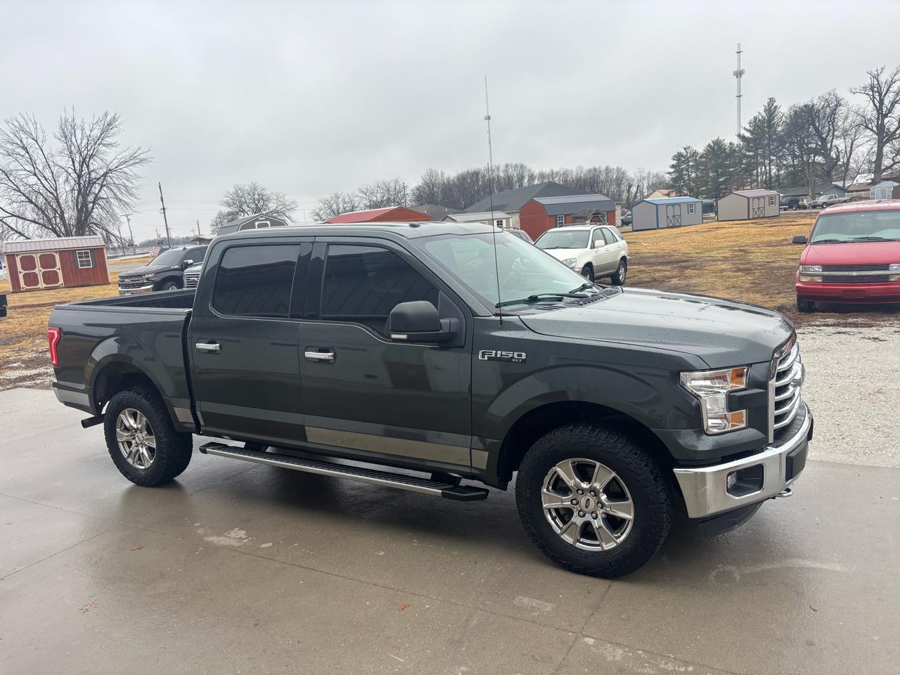 Ford F-150 XL SuperCrew 5.5-ft. Bed 4WD 2015