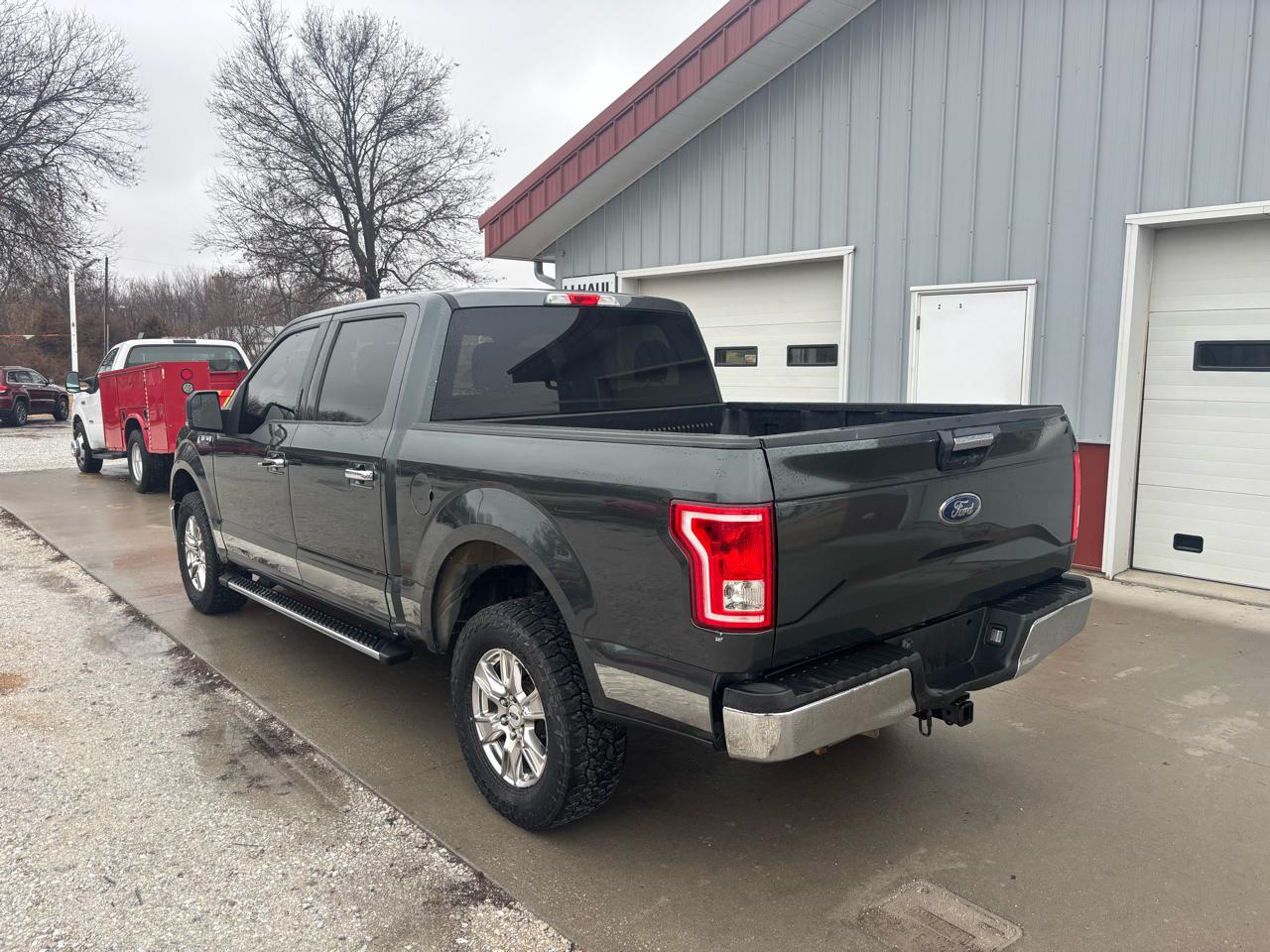Ford F-150 XL SuperCrew 5.5-ft. Bed 4WD 2015