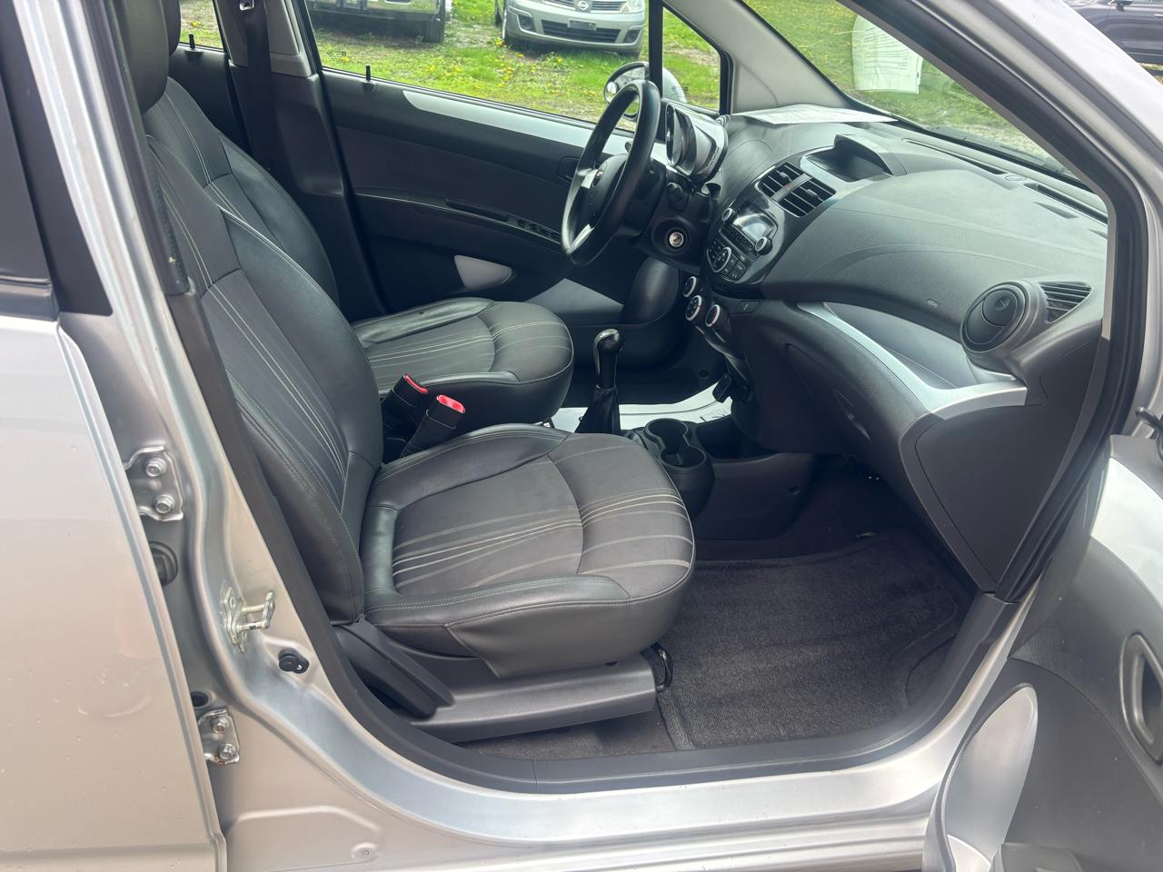 Chevrolet Spark LS Manual 2013