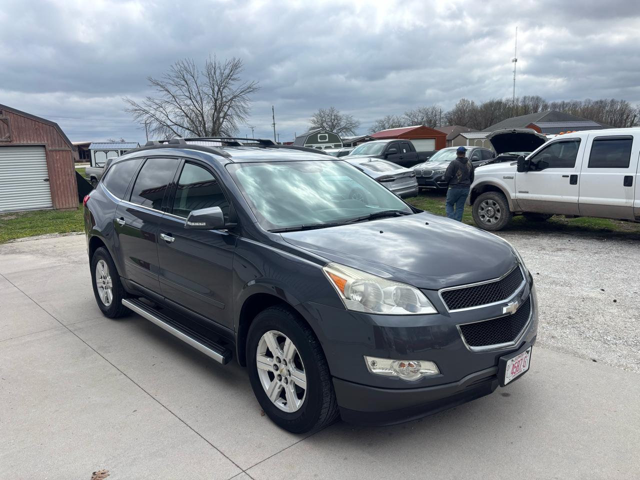 Chevrolet Traverse 2LT FWD 2012