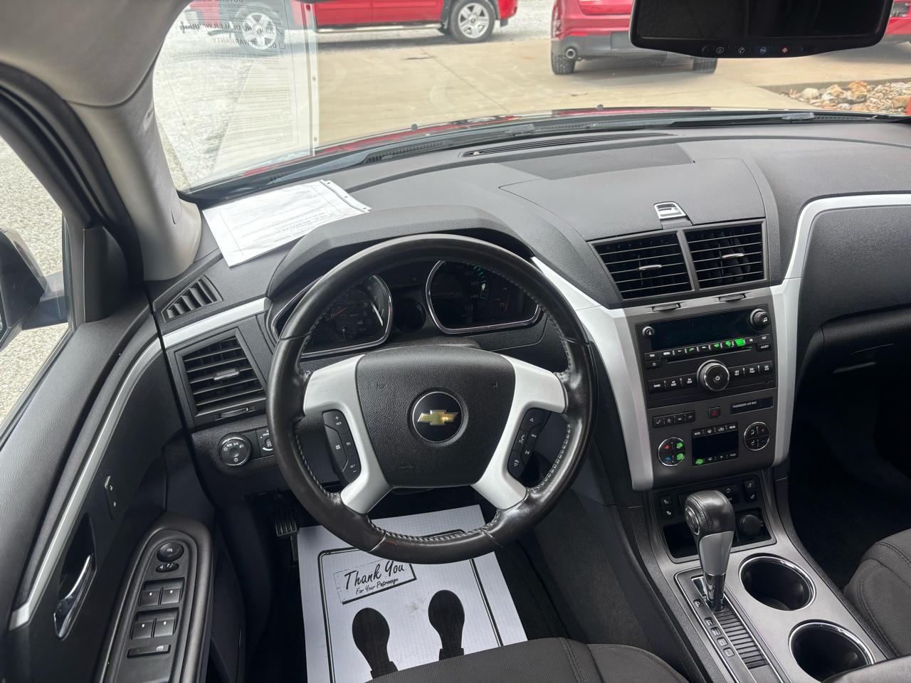 Chevrolet Traverse 2LT FWD 2012