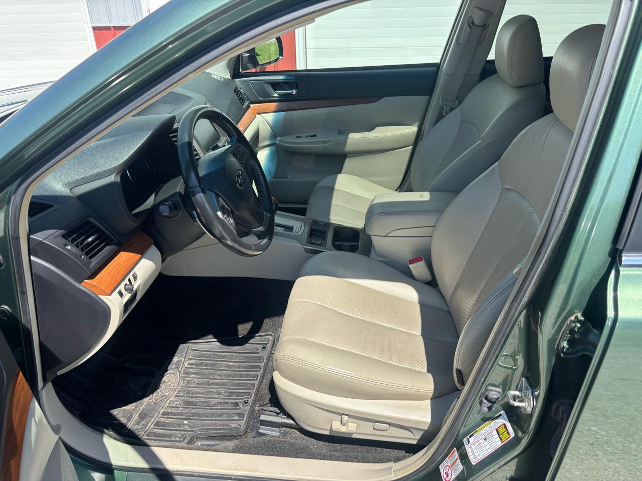 Subaru Outback 3.6R Limited 2013