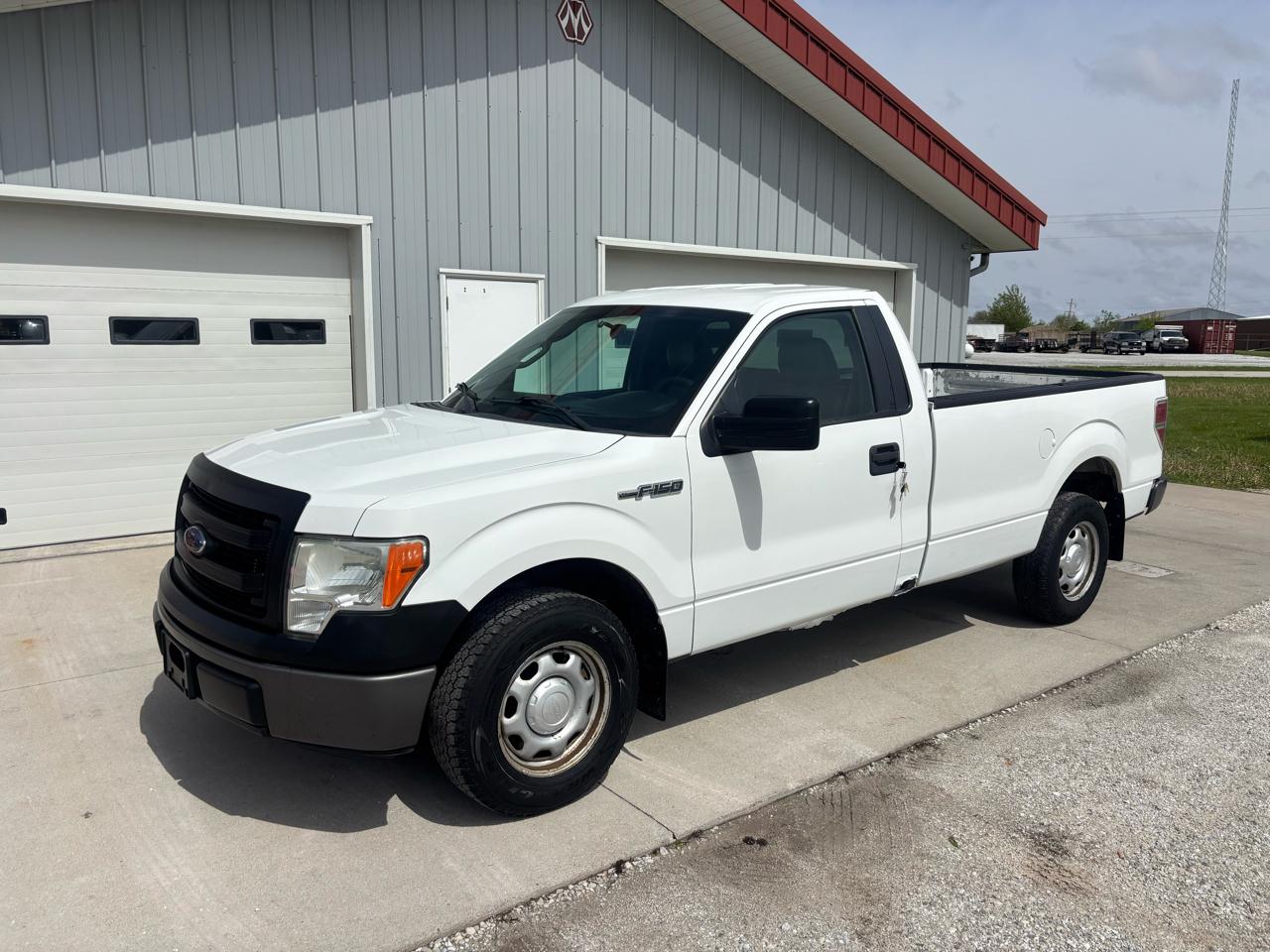 Ford F-150 XLT 8-ft. Bed 2WD 2013