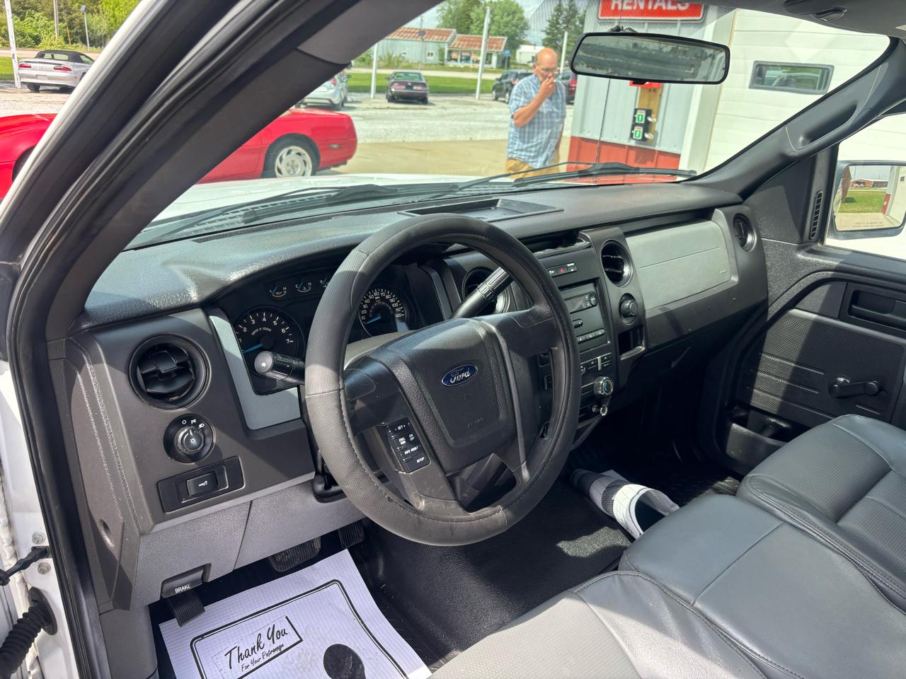 Ford F-150 XLT 8-ft. Bed 2WD 2013