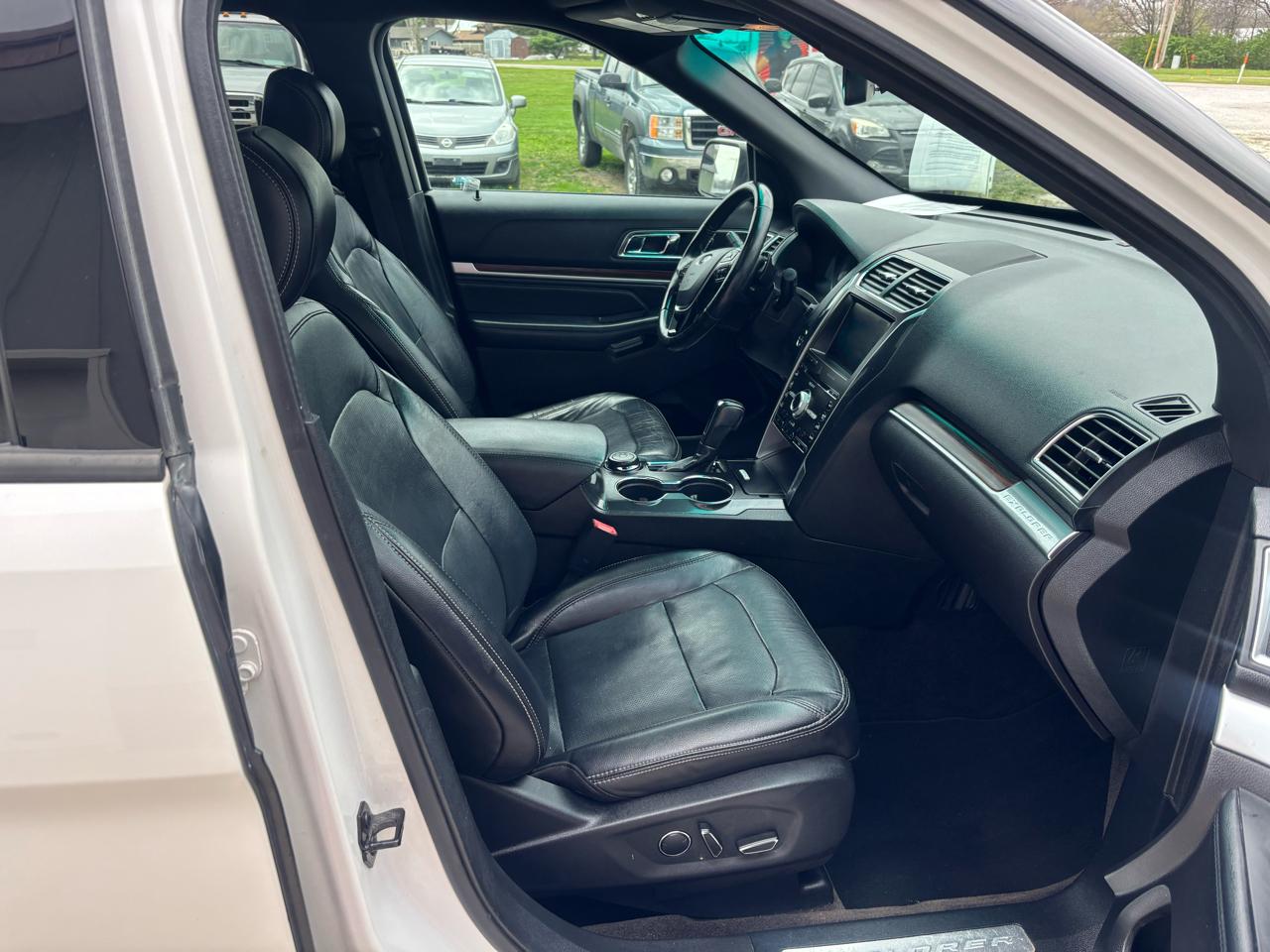 Ford Explorer Limited 4WD 2016