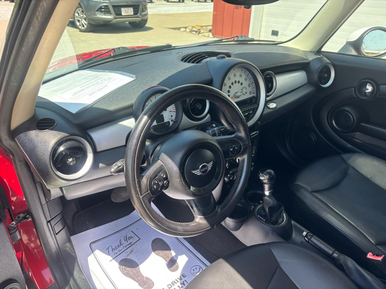 MINI Cooper Base 2012
