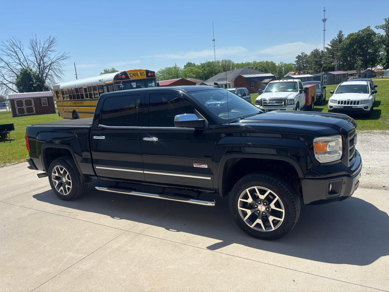 GMC Sierra 1500 SLT Crew Cab Short Box 4WD 2015