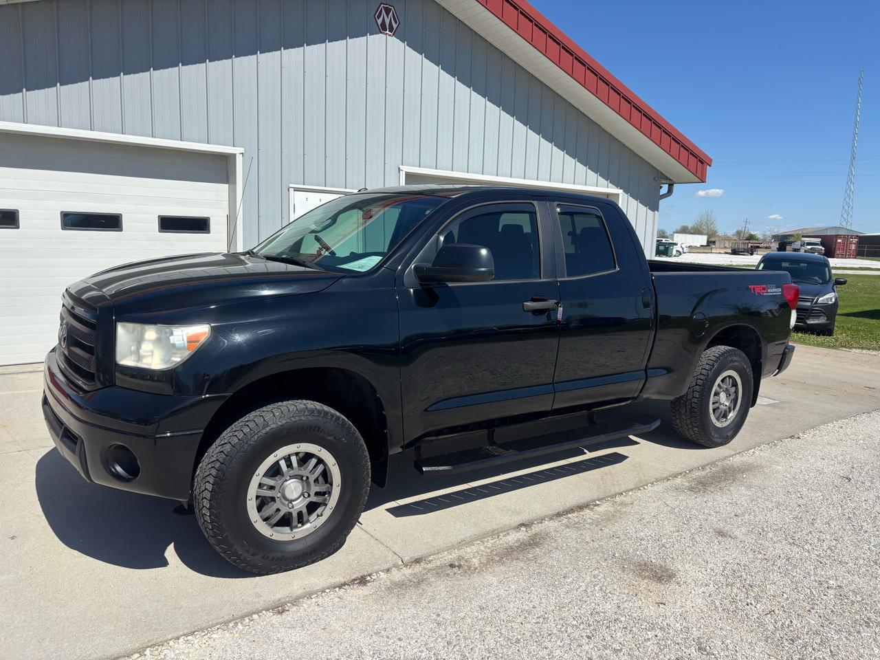 2010 Toyota Tundra 5.7 Auto 4WD FFV Tundra Grade Double Cab's photo