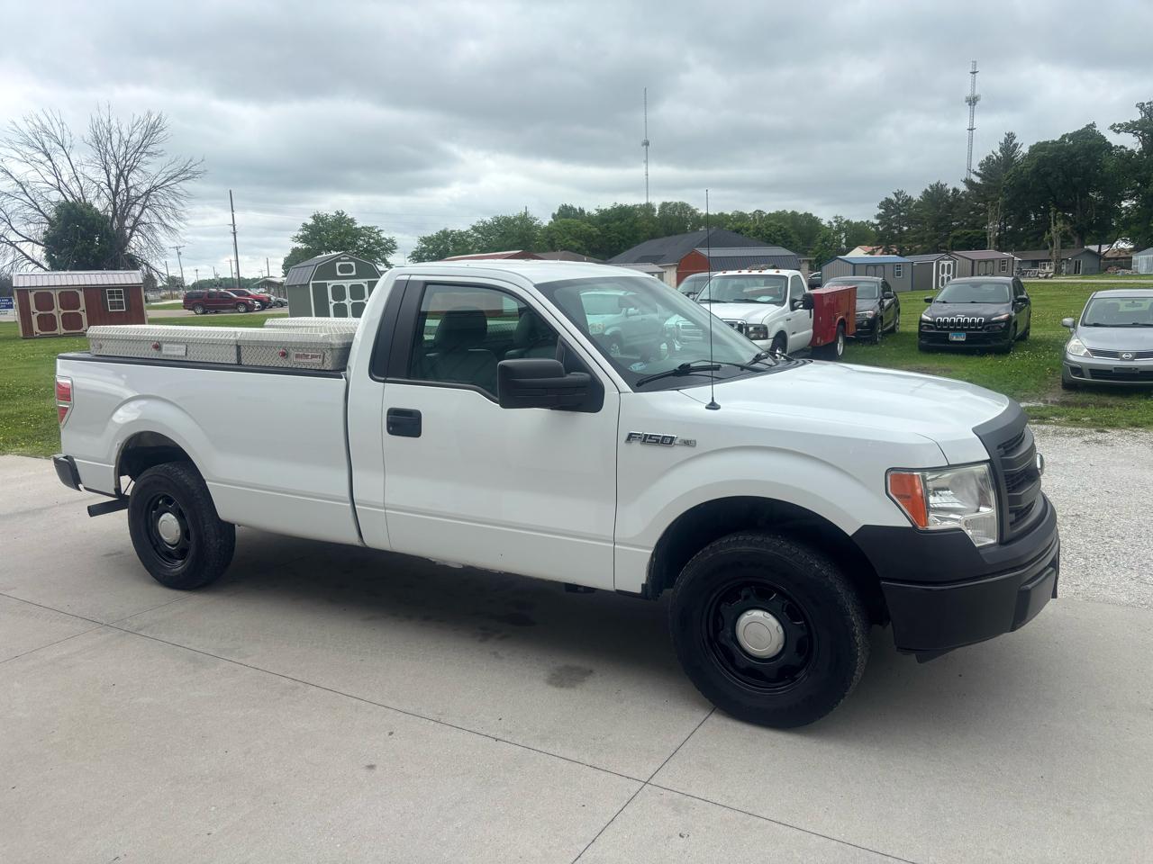 Ford F-150 XL 8-ft. Bed 2WD 2014