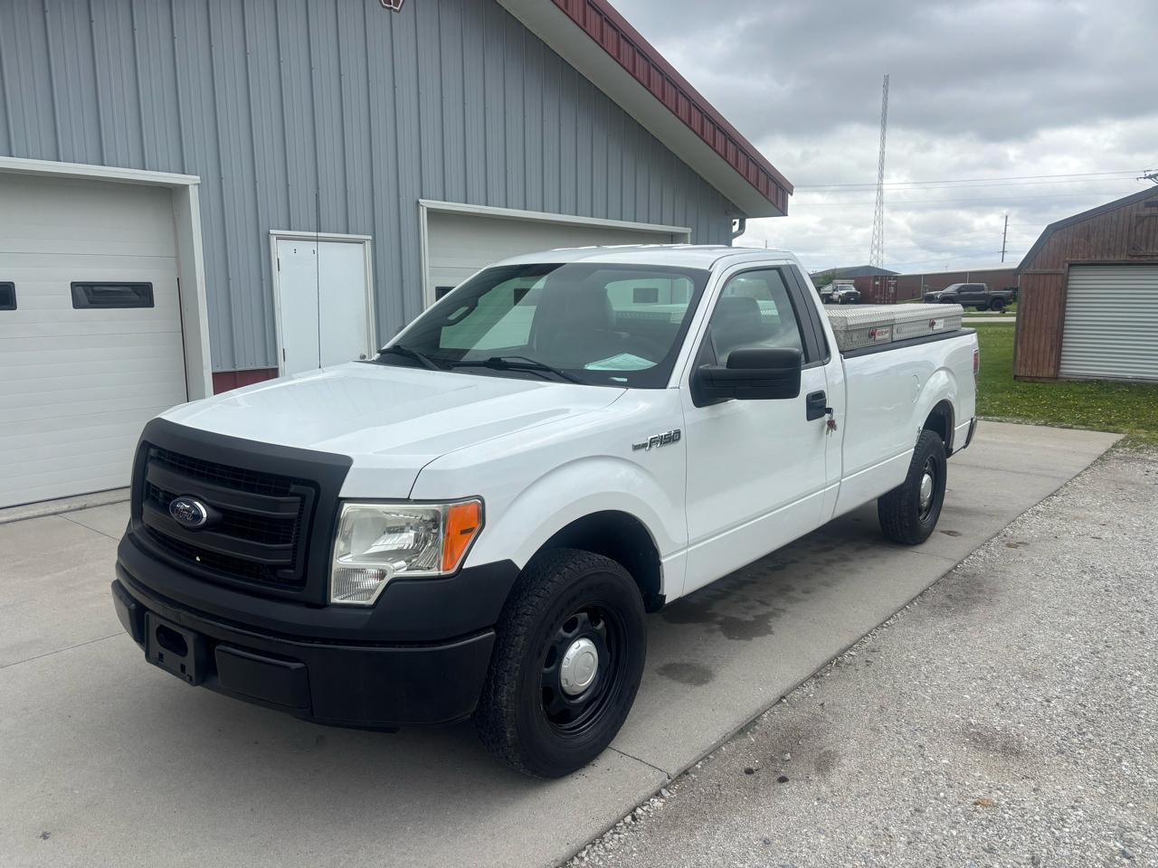 Ford F-150 XL 8-ft. Bed 2WD 2014