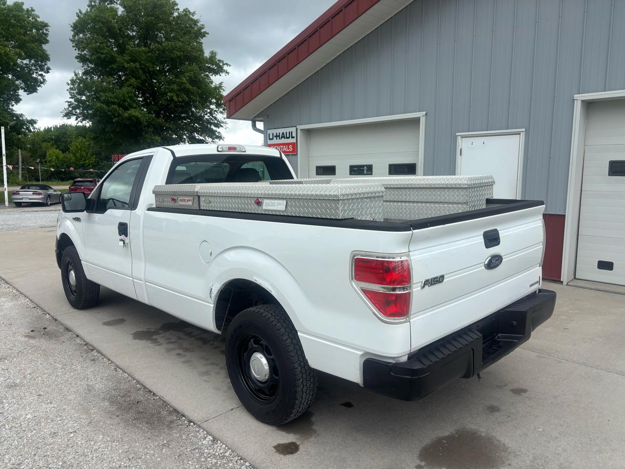 Ford F-150 XL 8-ft. Bed 2WD 2014