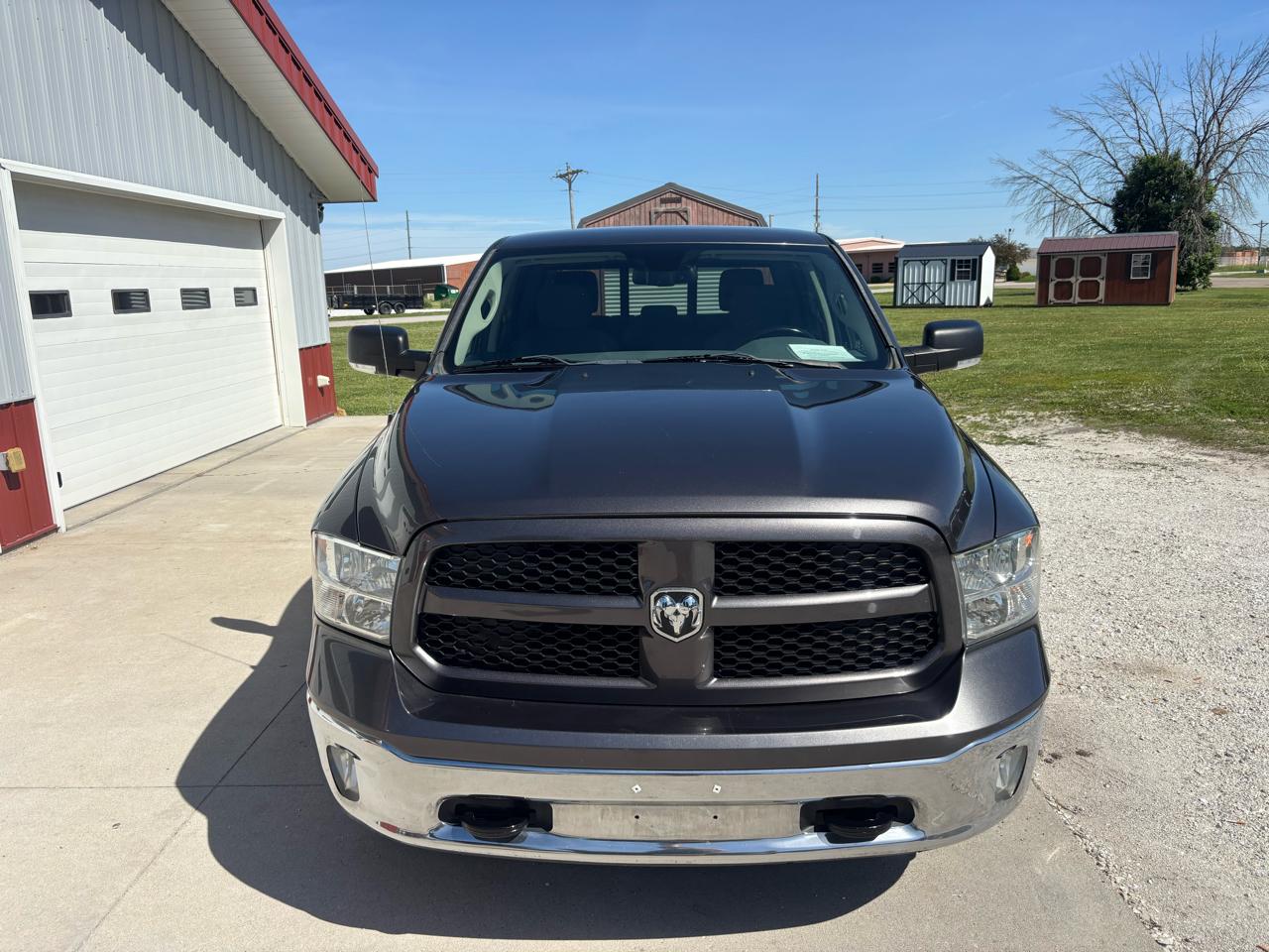 RAM 1500 SLT Crew Cab SWB 4WD 2015