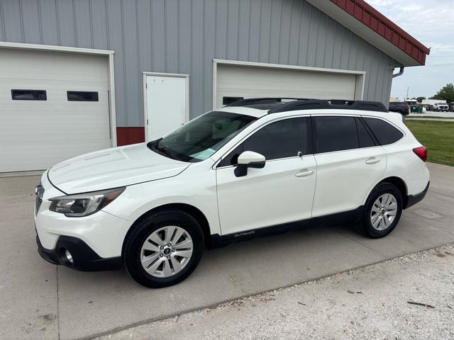 2019 Subaru Outback 2.5i Premium AWD