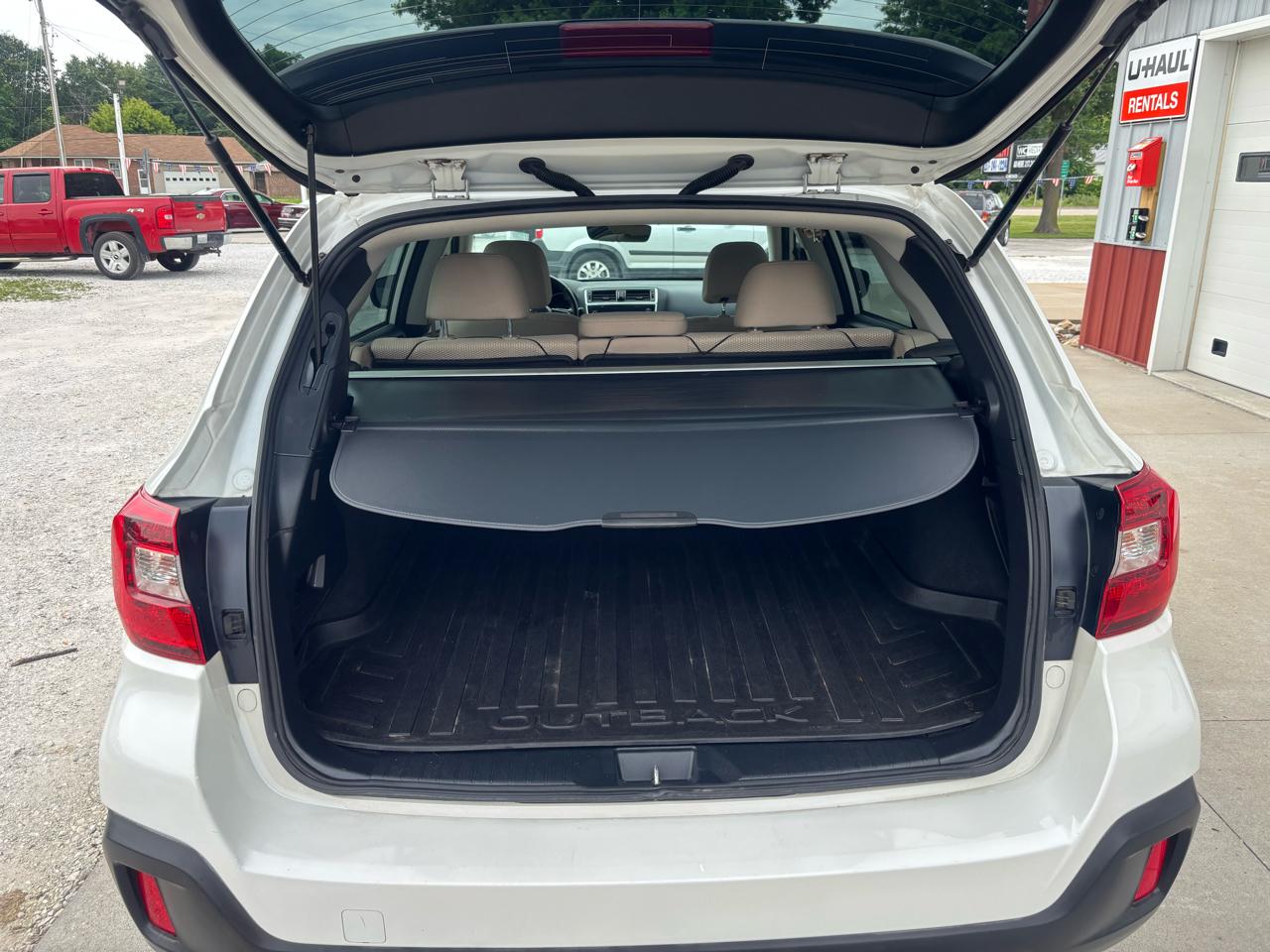Subaru Outback 2.5i Premium 2019