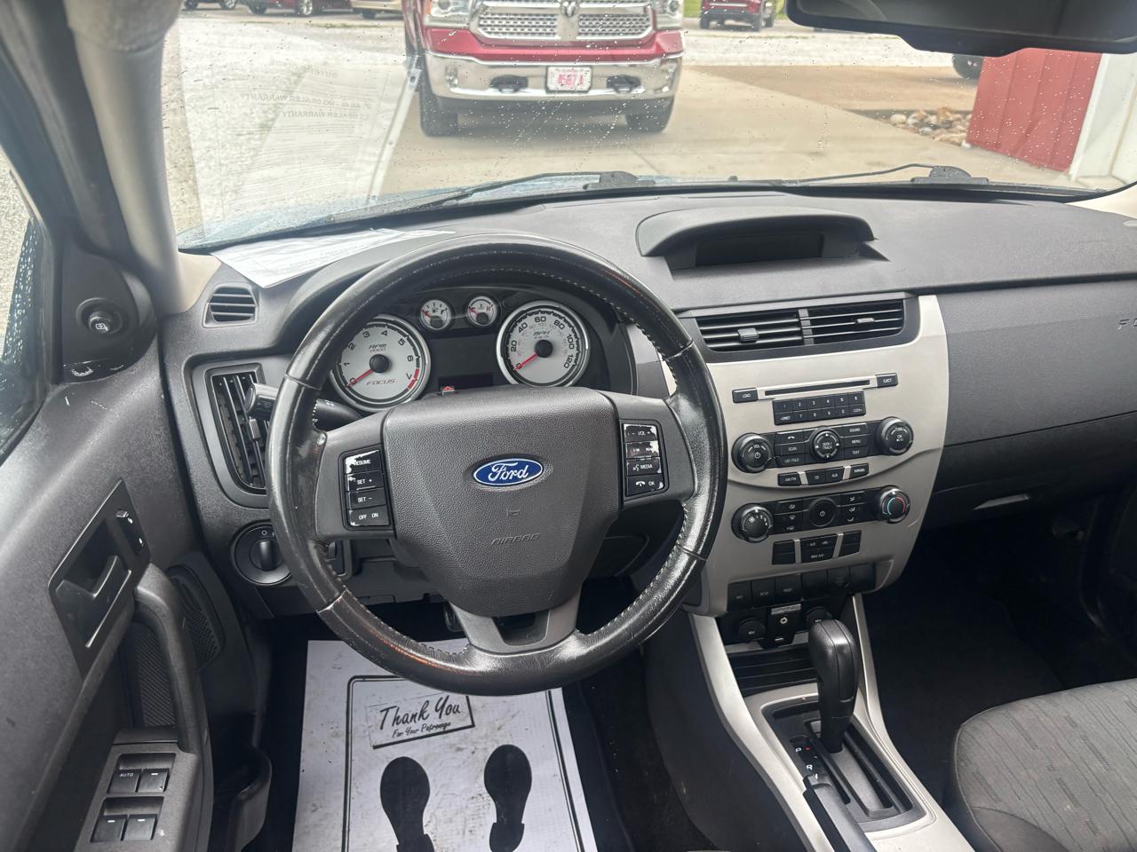 Ford Focus SE Sedan 2008