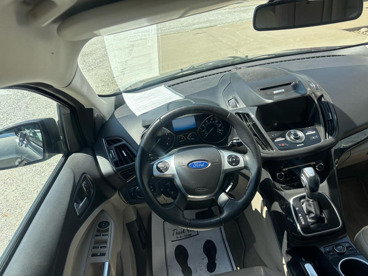 Ford Escape Titanium 4WD 2014