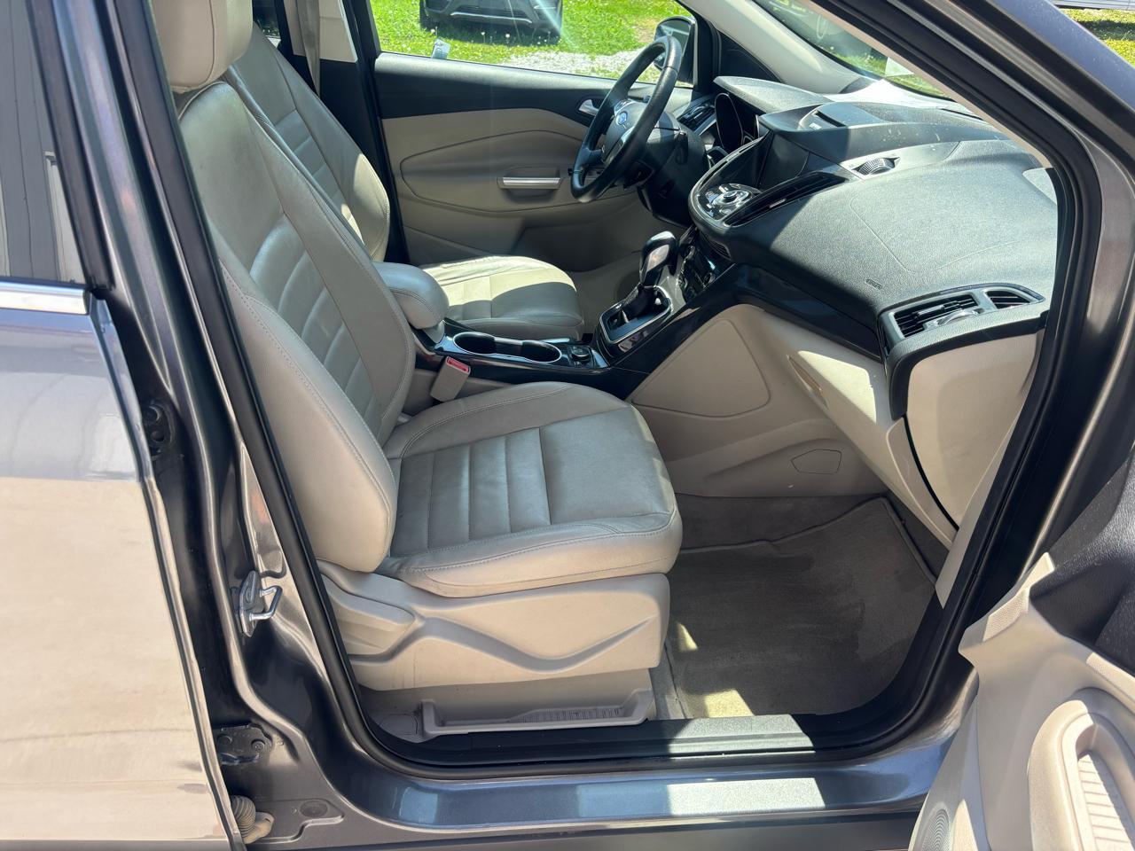 Ford Escape Titanium 4WD 2014